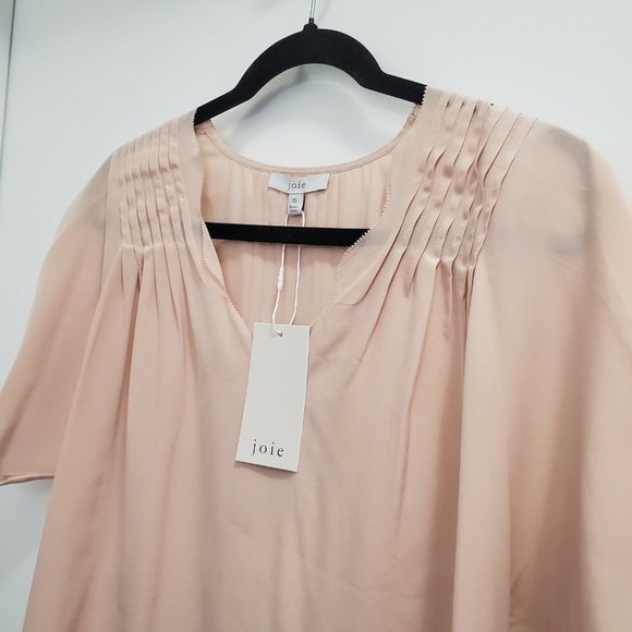 Joie NWOT 100% Silk V-Neck Scalloped Short Sleeve Blouse - Picture 2 of 10
